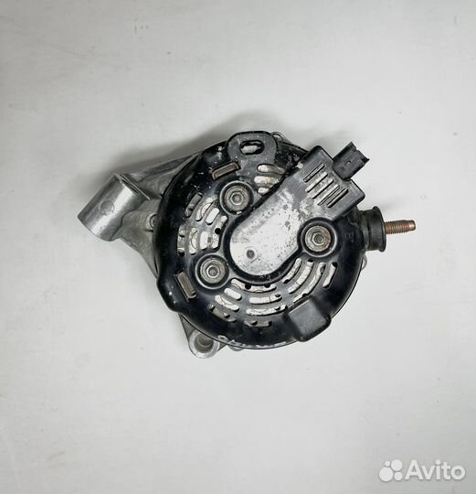 Генератор Jeep Liberty 2005 г.в. 2.8 kj