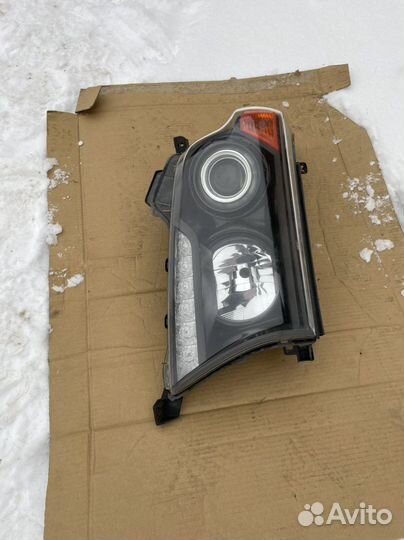 Фара правая Toyota land cruiser 200 Brownstone