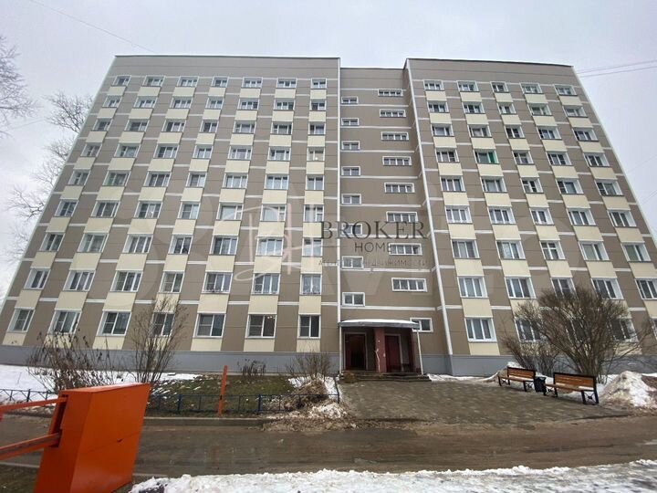 2-к. квартира, 51 м², 1/9 эт.