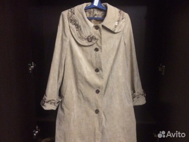 Плащ женский 54 размер новый
