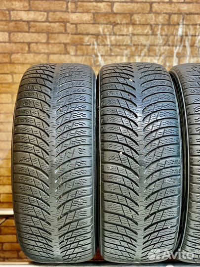 Marshal I'Zen MW15 215/55 R16