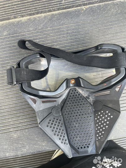 Защитная маска