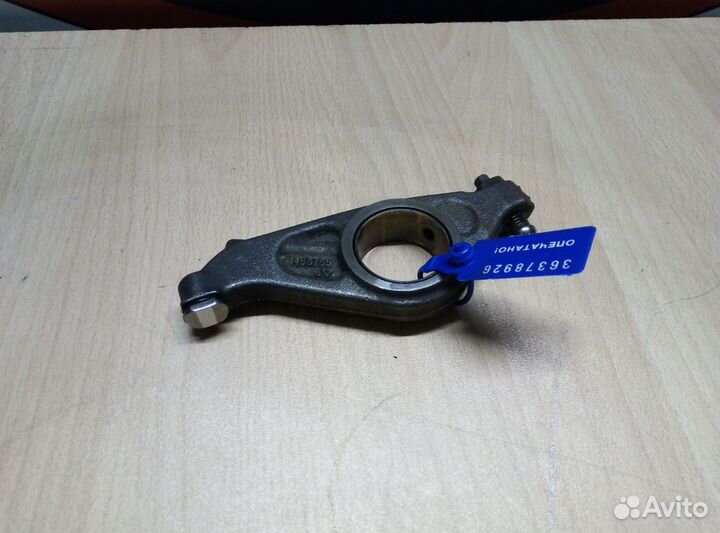 Коромысло клапана выпускного Scania 1438755