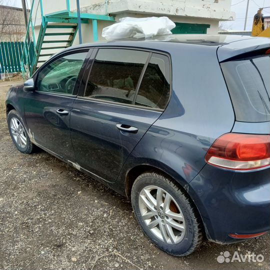 Volkswagen Golf 1.4 МТ, 2010, битый, 289 000 км