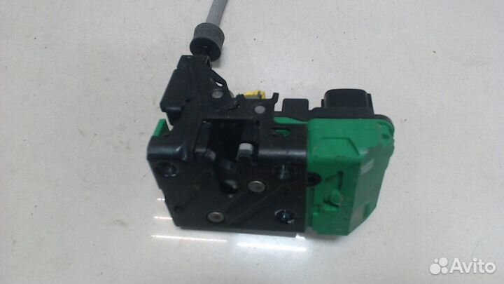 Замок двери Volvo XC90, 2006