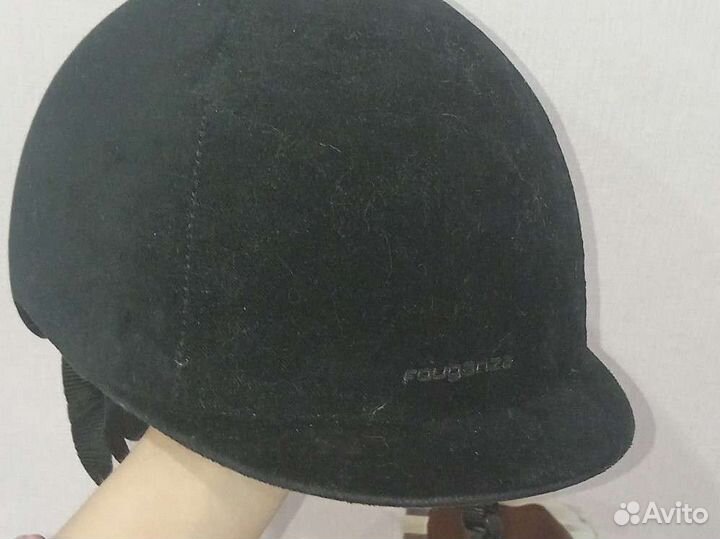 Шлем для конного спорта