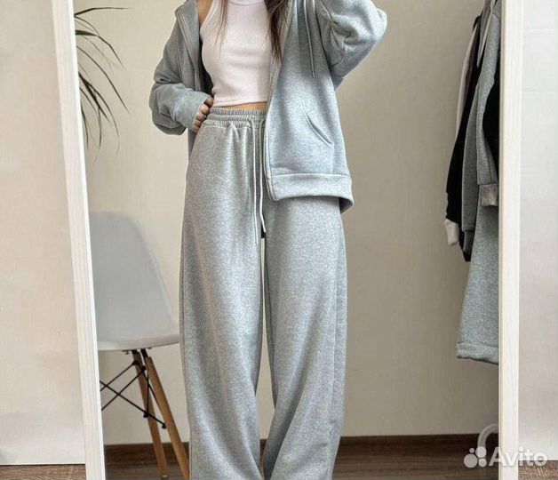 Костюм спортивный