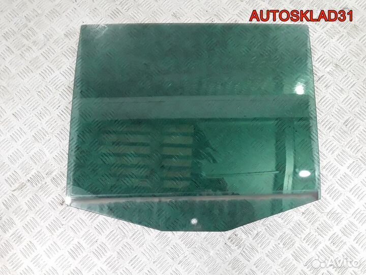 Стекло двери задней левой VW Touran 1T0845025H
