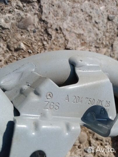 Петля багажника Mercedes-Benz C-Class W204