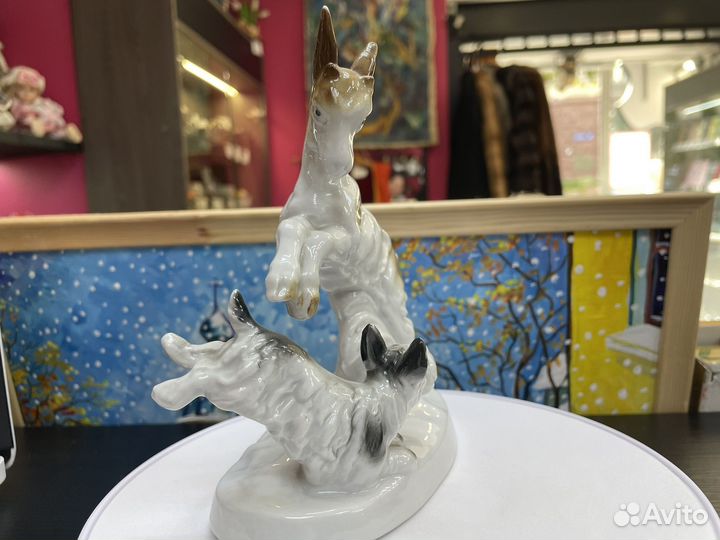 Статуэтки Karl Ens