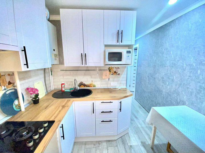 2-к. квартира, 47 м², 3/5 эт.