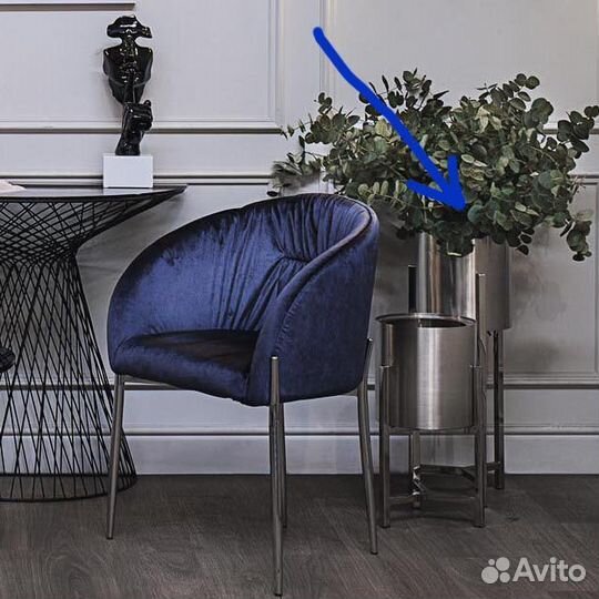 Кашпо металлическое на подставке (хром)