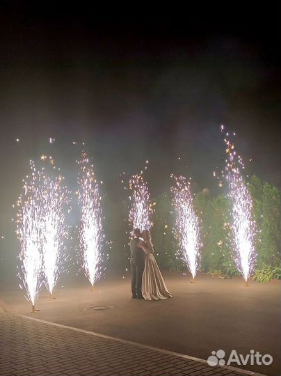 Холодные фонтаны, Вертушки, Тяжелый дым на свадьбу