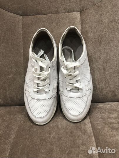 Кроссовки женские кожаные