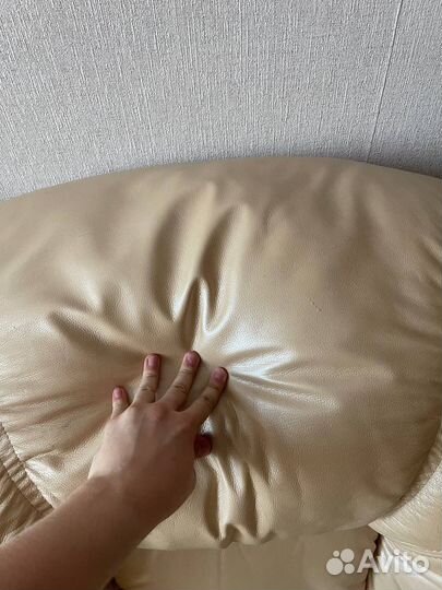 Кресла из экокожи