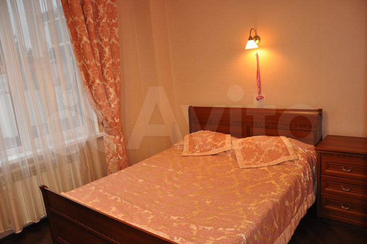 2-к. квартира, 43 м², 3/3 эт.