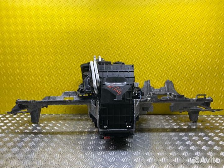 Отопитель в сборе (печка), Land Rover Range Rover Evoque I (2011-2018) 2015