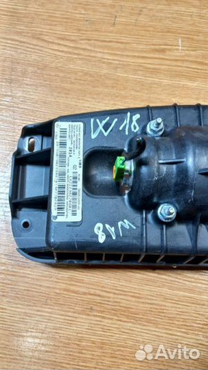 Подушка безопасности пассажирская Mercedes-Benz