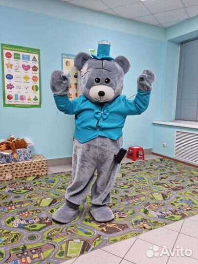 Поздравление ростовой куклы.Аниматоры