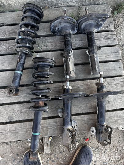 Амортизаторы toyota camry 40