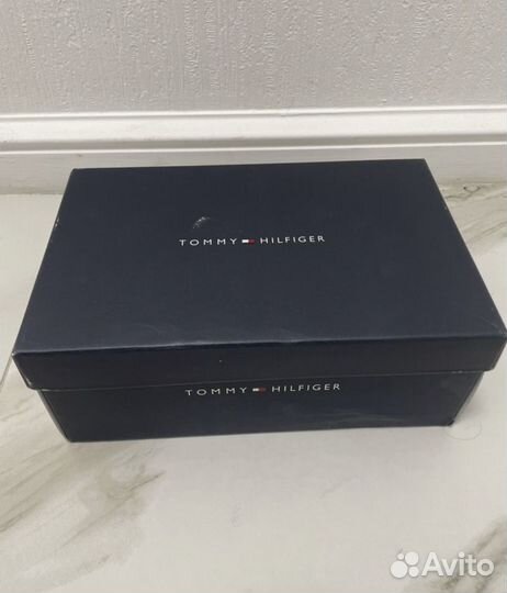 Tommy Hilfiger 38 (8) новые кеды оригинал