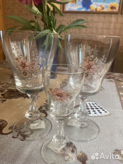 Бокалы,стаканы,рюмки