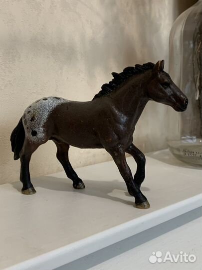Schleich фигурка жеребца