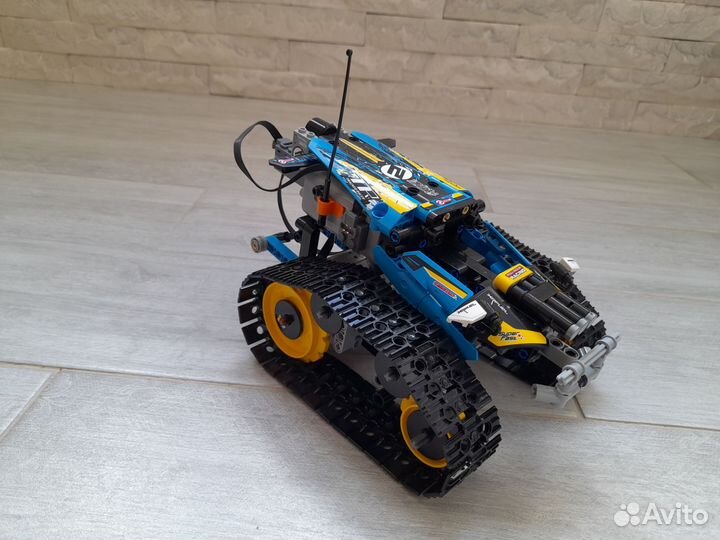 Конструктор Lego Technic 42095 вездеход