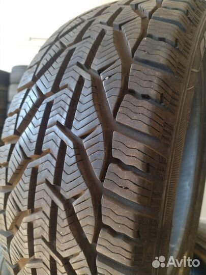 Kormoran Snow 215/50 R17