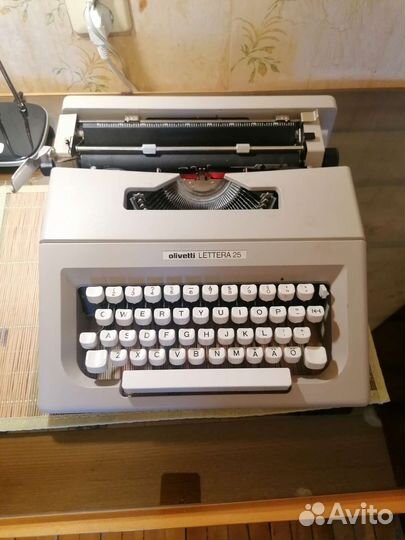 Пишущая машинка olivetti lettera 25