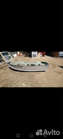 Весельная лодка дюралевая Ёрш. Длина 315 ширин 142