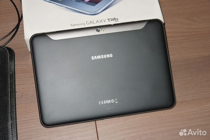 Планшет Samsung Galaxy Tab 8.9 P7300