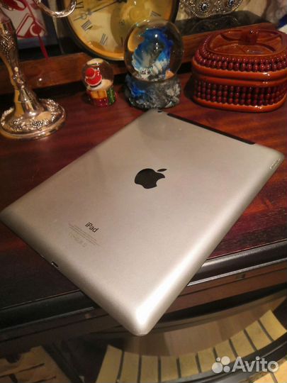 Apple iPad 4 64GB Wi-Fi + Cellular (SIM) Black