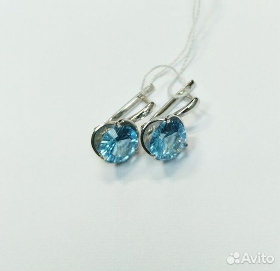 Золотые серьги с топазом