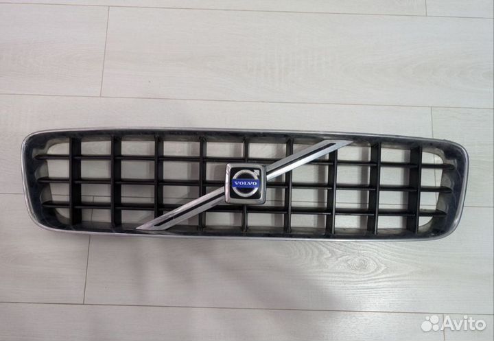 Решетка радиатора volvo xc90
