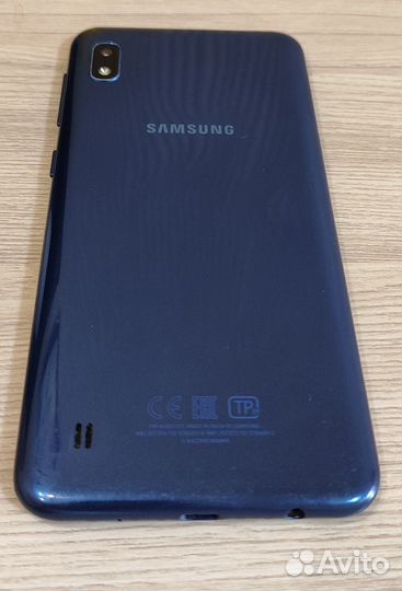 Samsung Galaxy A10, 4/32 ГБ
