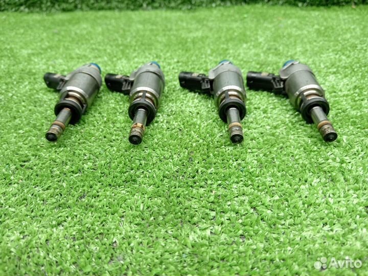 Форсунка топливная GEN 2 tfsi VAG Audi Volkswagen Passat b7 Alltrack Q3 8U A5 8T Tiguan Q5 8R A4 B8