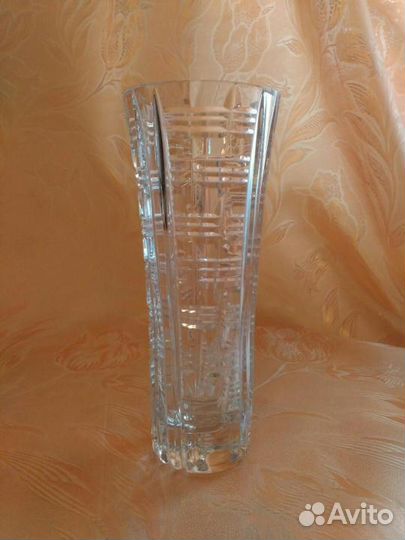 Вазы хрустальные