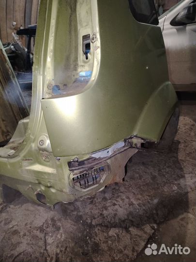 Крыло заднее правое Ford Fiesta Mk5