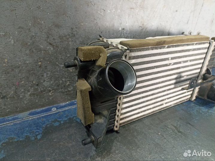 Интеркулер Nissan Juke F15