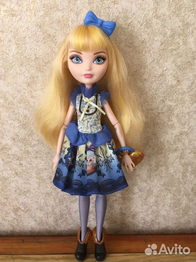 Кукла Ever After High Блонди