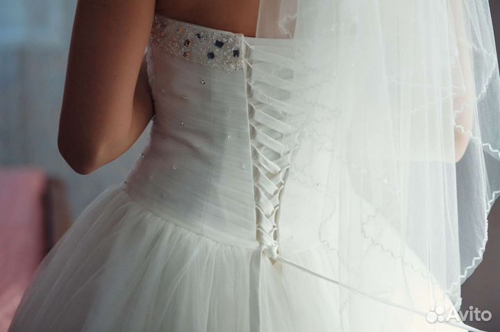 Платье свадебное