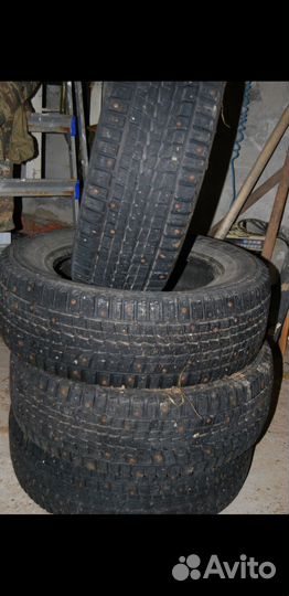 Dunlop SP Winter Ice 01 215/65 R16 102S