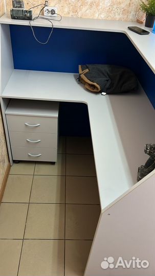 Барный стол