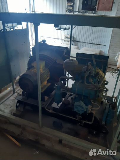 Двигатель с АКПП discovery 3 4.4 бензин