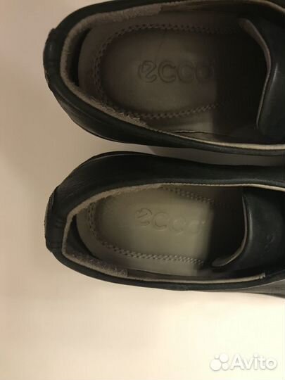 Закрытые туфли ecco на платформе 36 размер