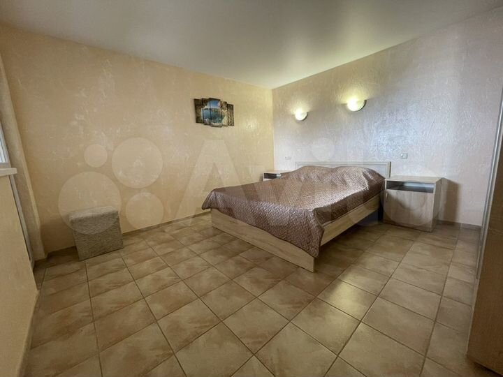 2-к. квартира, 60 м², 2/4 эт.