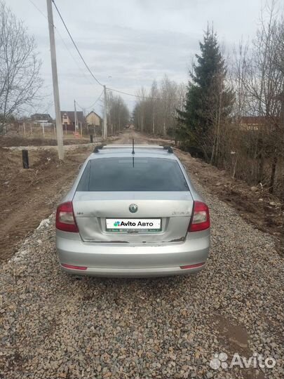 Skoda Octavia 1.6 МТ, 2011, битый, 300 000 км