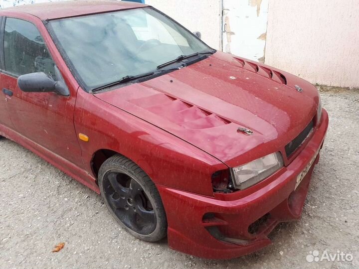 Nissan Primera P10 в разбор