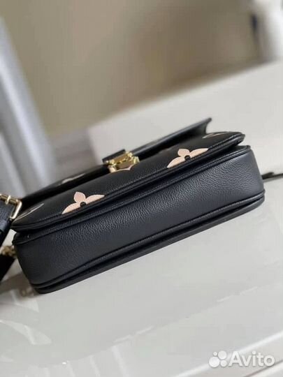 Сумка Louis Vuitton Pochette Metis